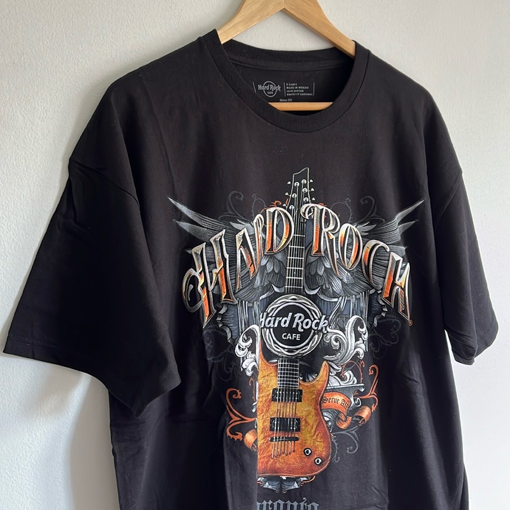 Hard Rock Cafe T-Shirt / Toronto Canada / XL / New Without Tags
